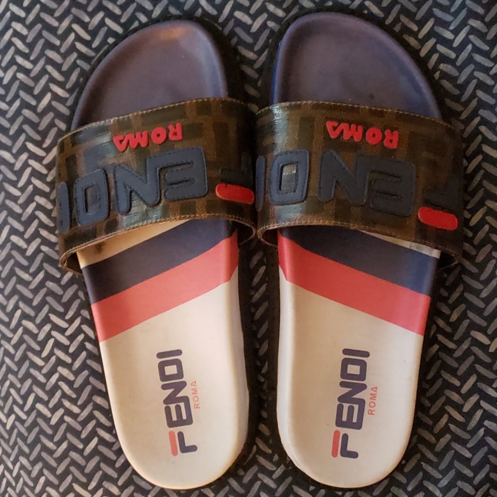 Fendi Slides